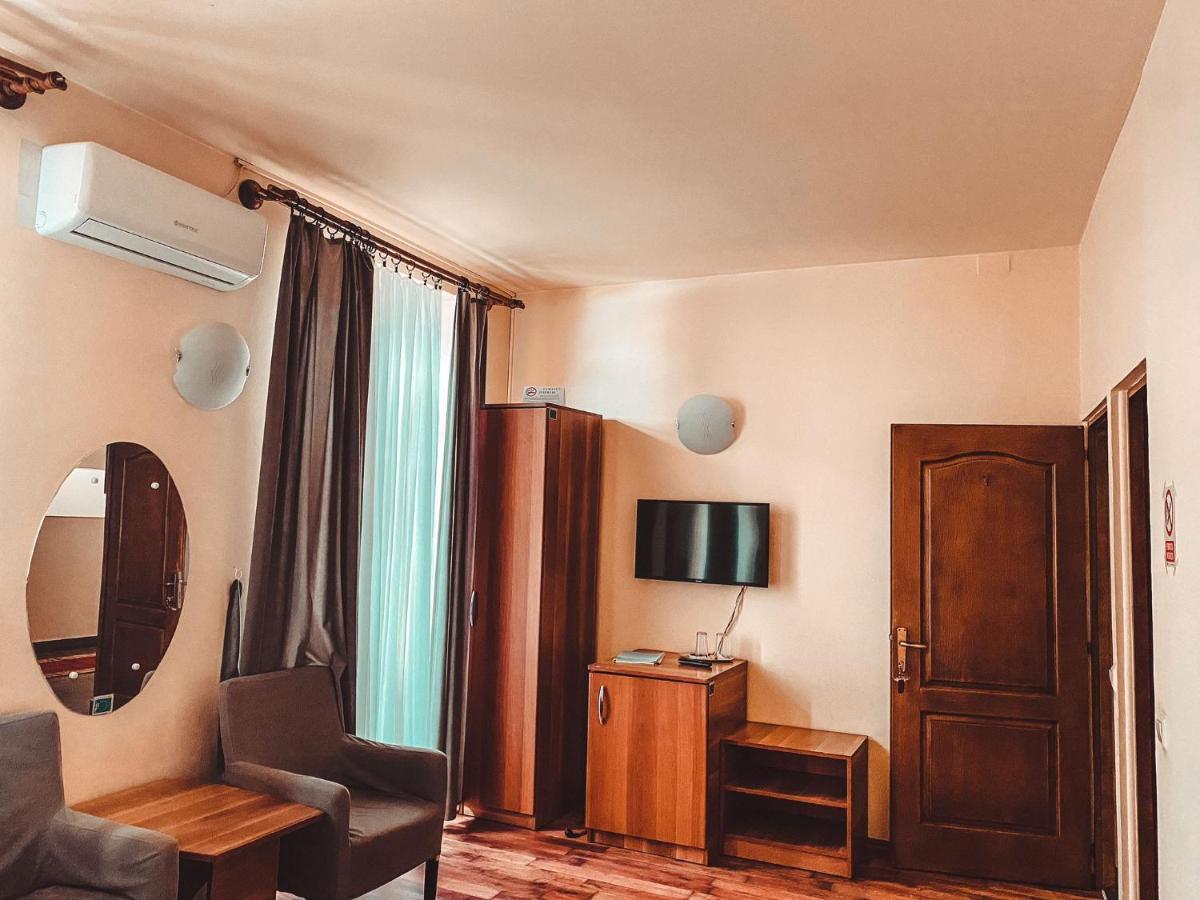 Vila Royal 호텔 Sighetu Marmaţiei 외부 사진
